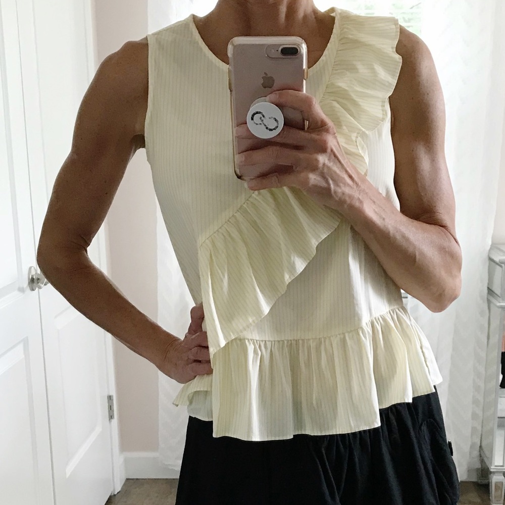 Worthington Ruffle Trim Sleeveless Blouse Striped Top Yellow White Stripe Small